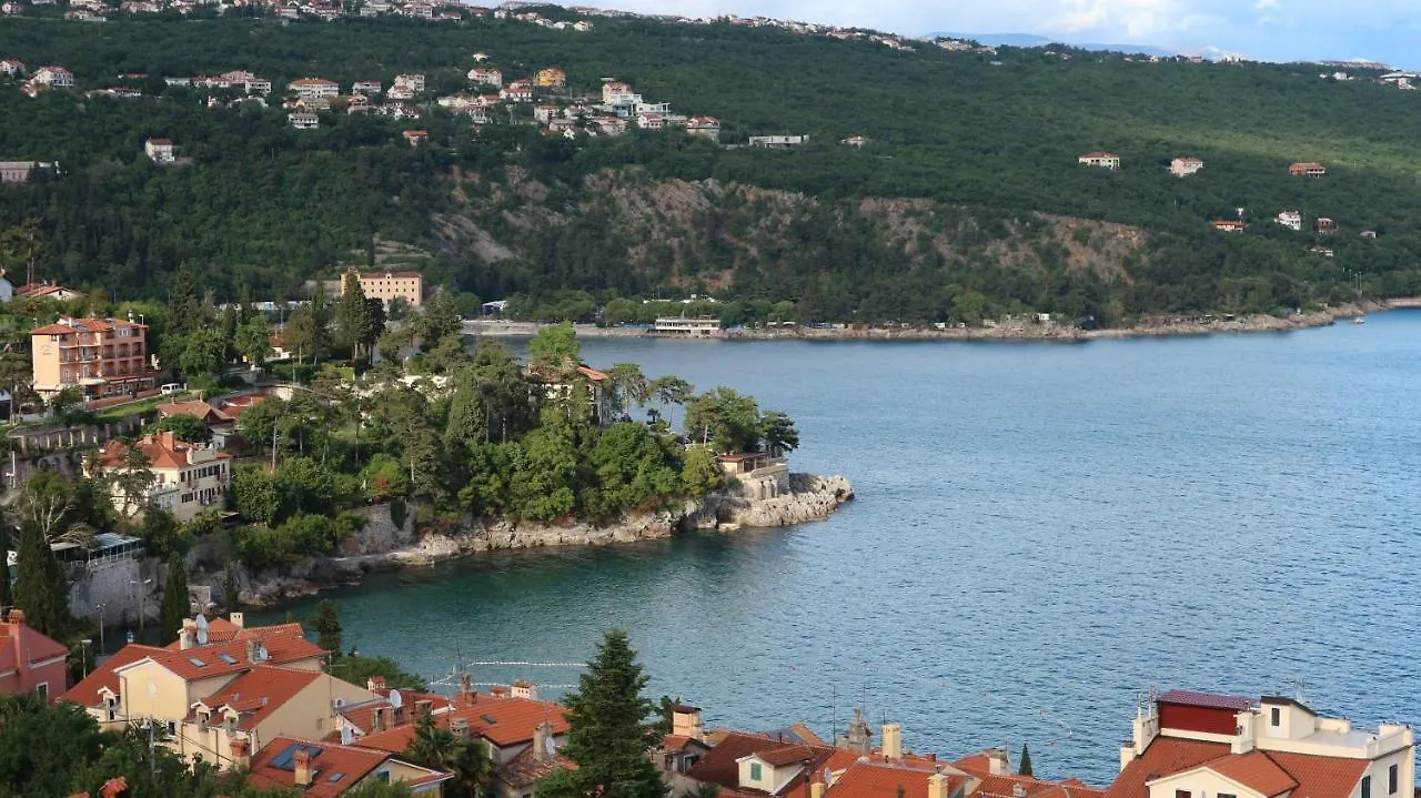 Apartments Komel II Opatija 0*,  Croatia